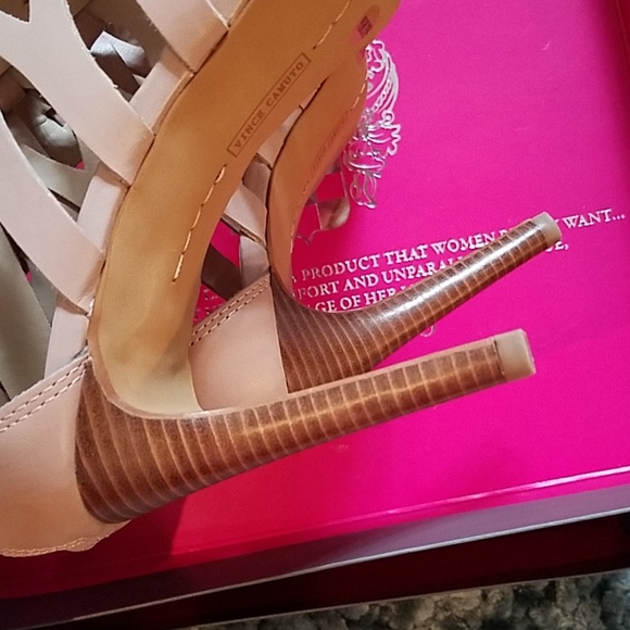 SOLD! In BOX! Vince Camuto Stappy Heels - Picture 5 of 9